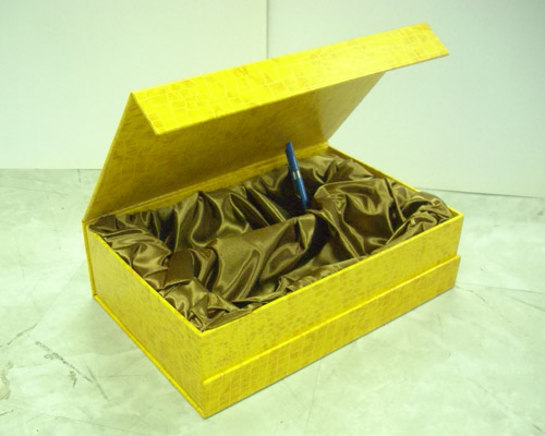吸鐵式書型紙盒